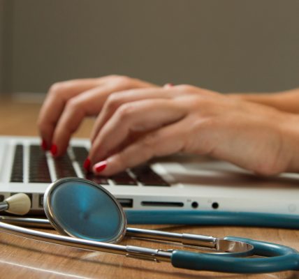 Professionnels de santé : Gagnez en efficacité avec un logiciel de gestion de patientèle