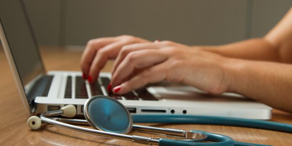 Professionnels de santé : Gagnez en efficacité avec un logiciel de gestion de patientèle