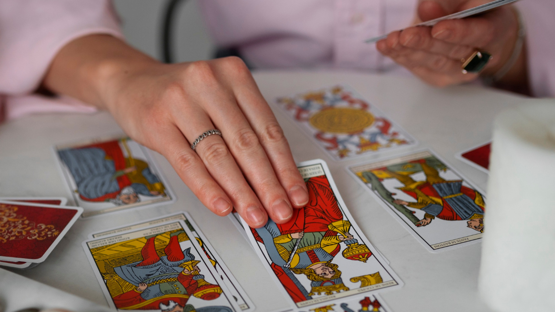Le tarot de Marseille : un outil de transformation personnelle au service de la connaissance de soi